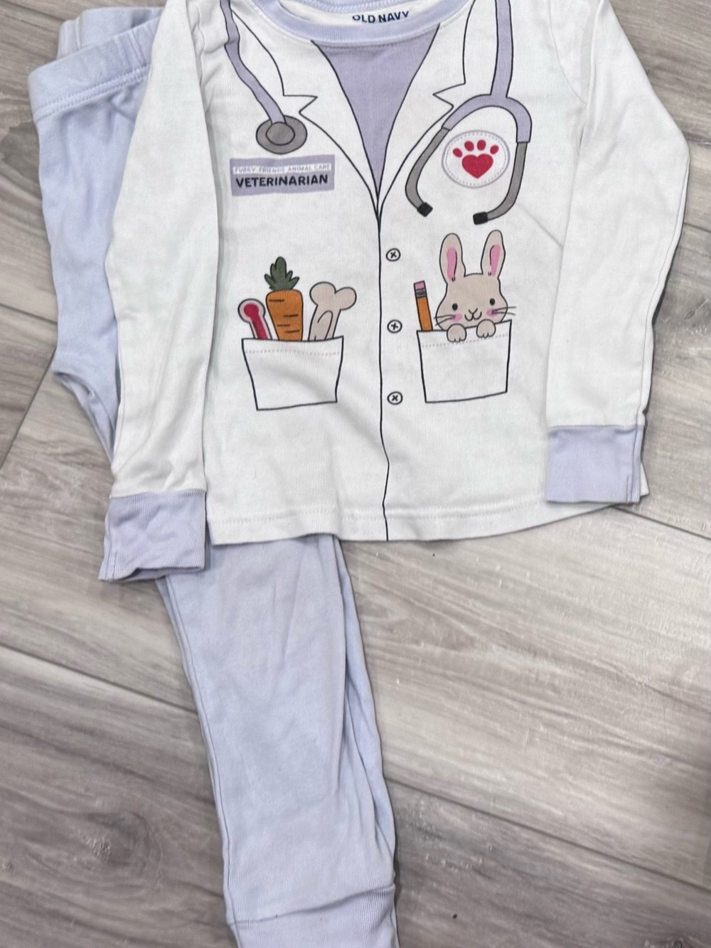 Old Navy White & Lavender Veterinarian Print Kids Pajama Set